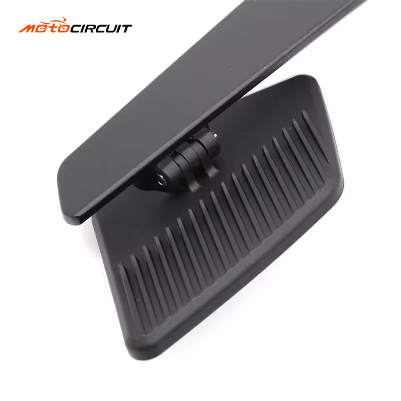 Close-up Details of Espejo Wing Rear Hand Mirror - Durable and Adjustable